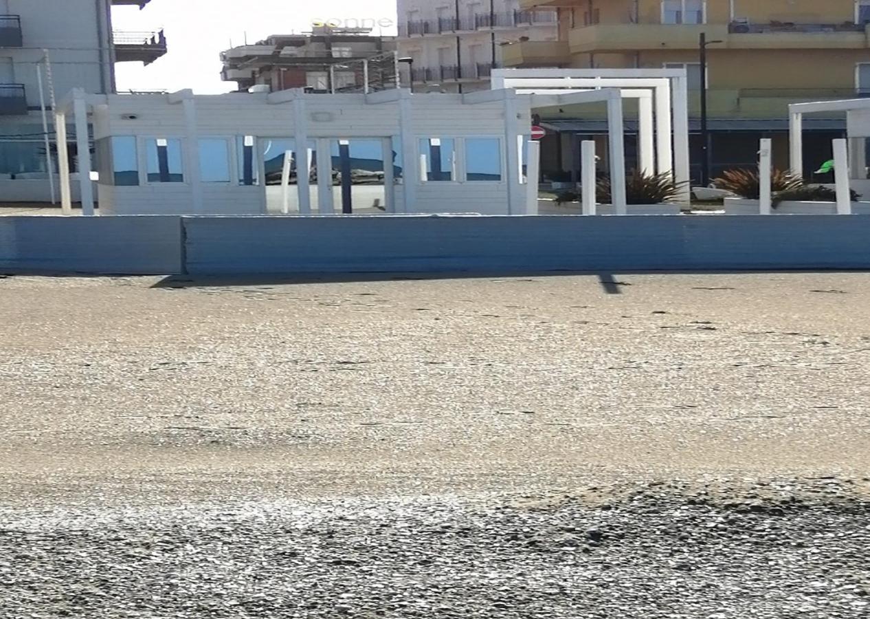רימיני Hotel Sonne מראה חיצוני תמונה