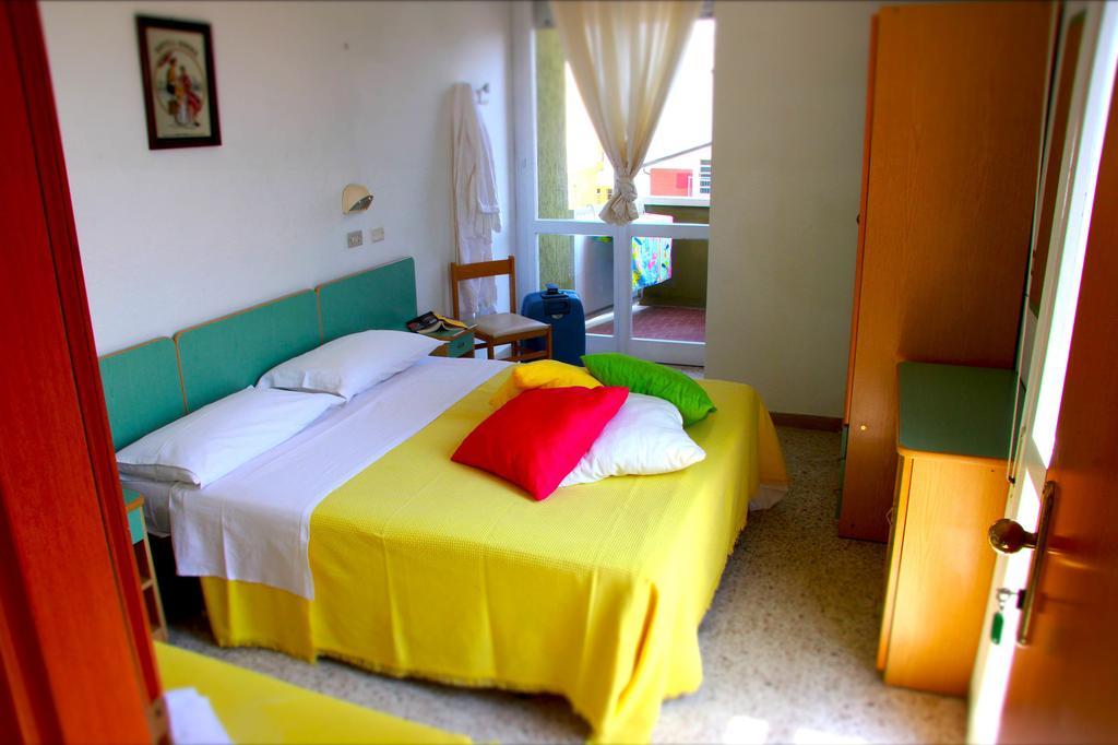 רימיני Hotel Sonne חדר תמונה